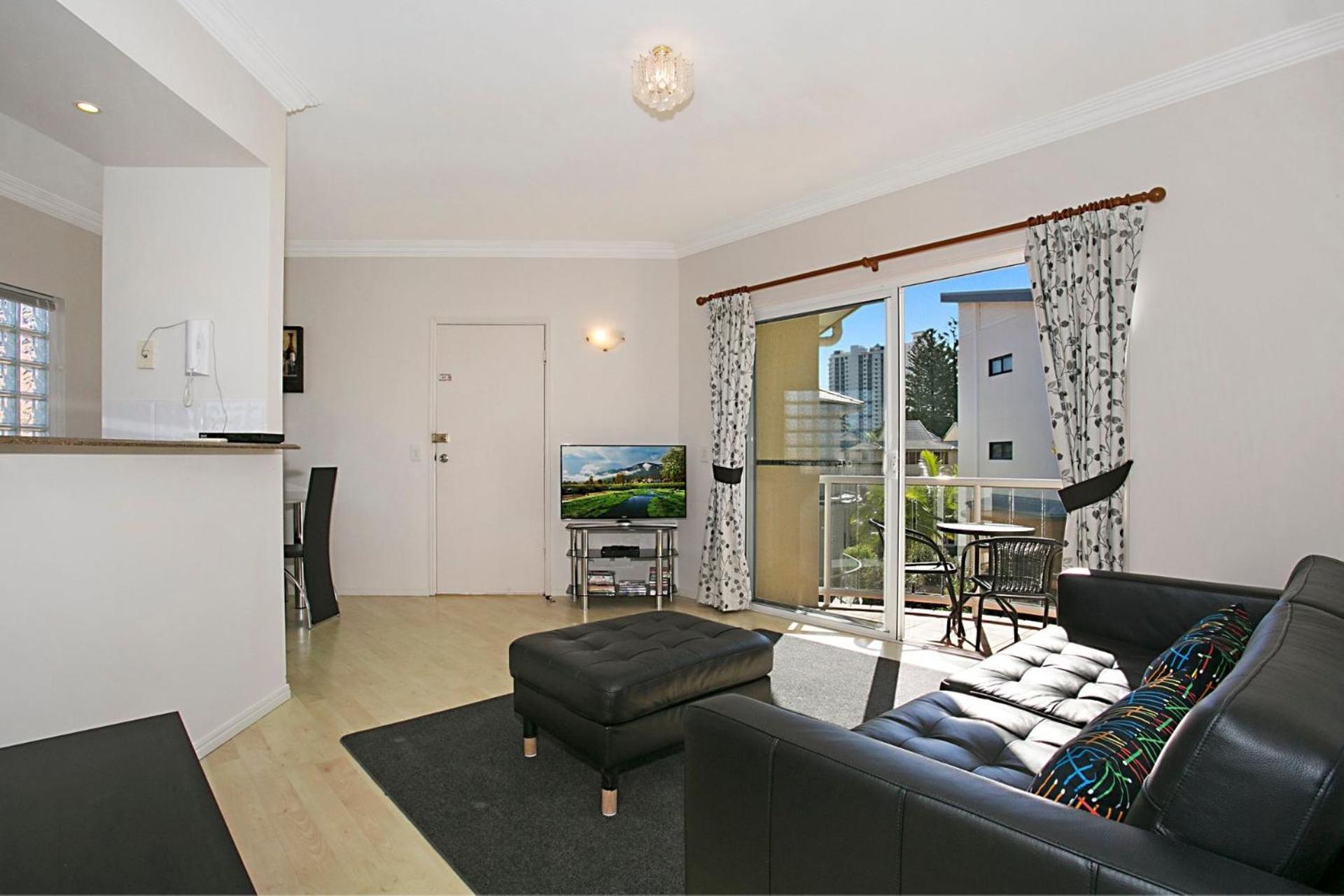 Harmony - A Desirable Area In Broadbeach Appartement Gold Coast Buitenkant foto