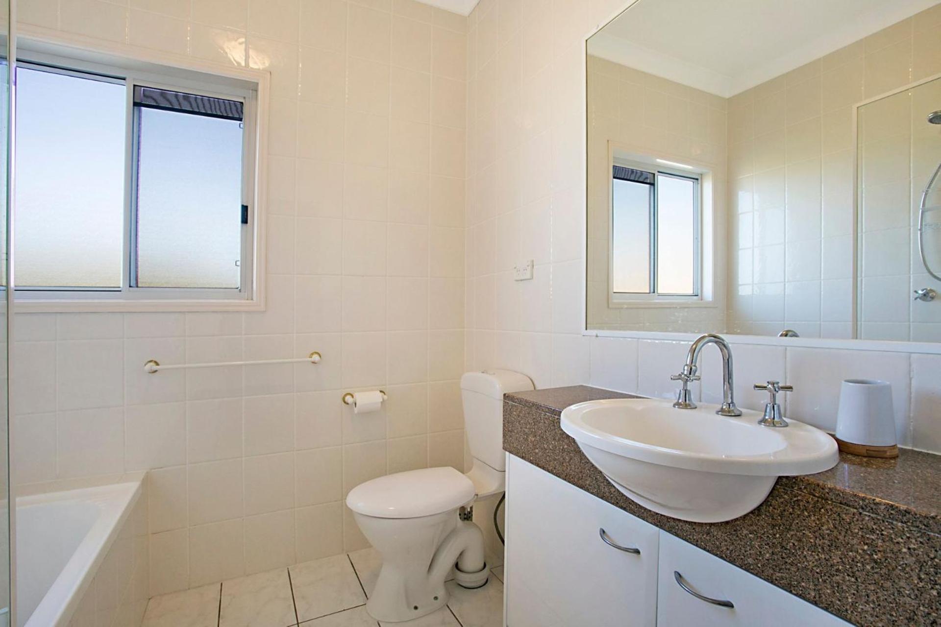 Harmony - A Desirable Area In Broadbeach Appartement Gold Coast Buitenkant foto